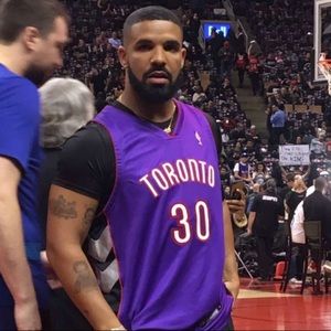 Meet your Posher, Leo